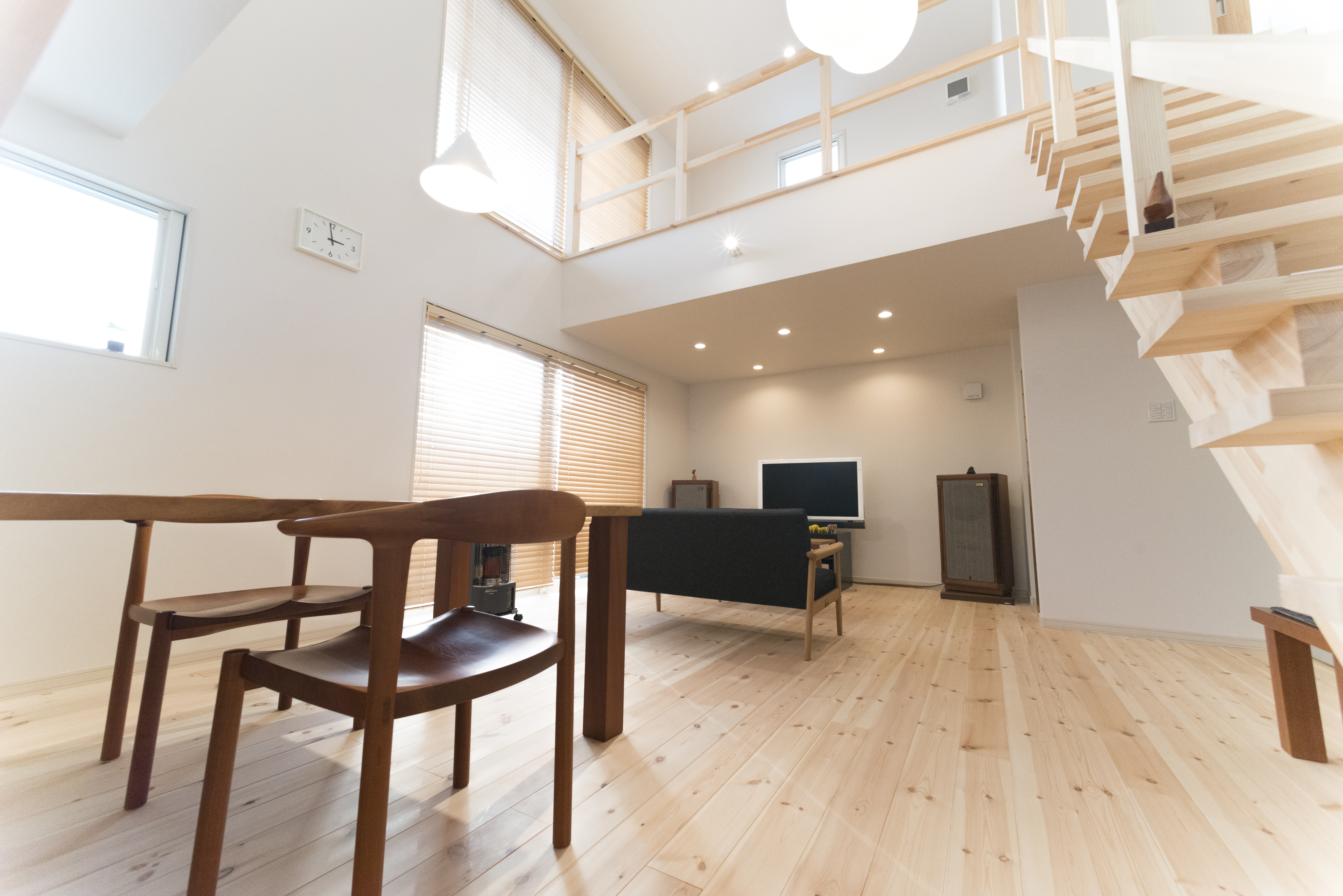品質の高い赤松で、温もりあふれる住まいを。｜天然木で家を建てるなら紀州国土建設