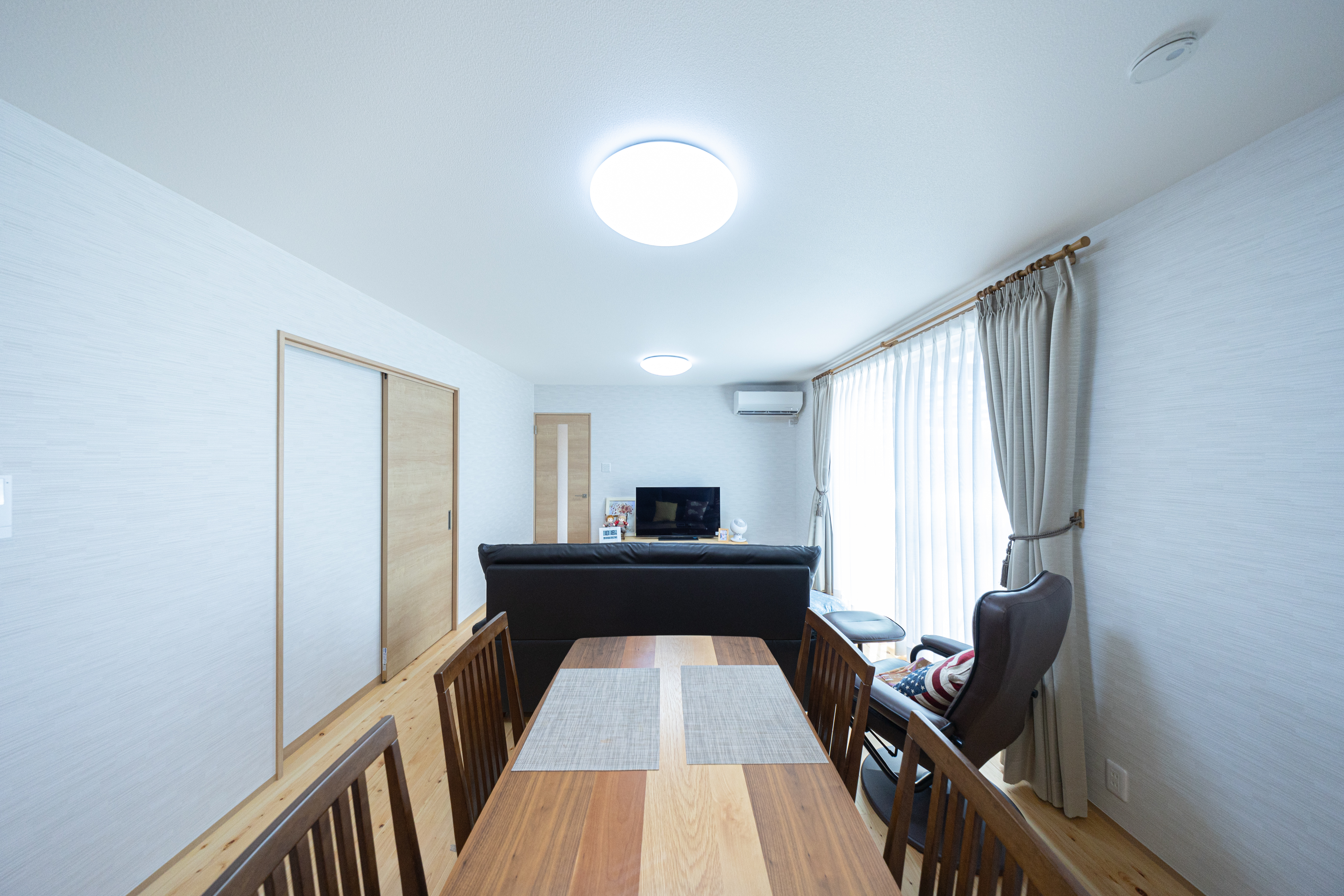 自然素材を活かしたおしゃれな住まいで快適な日々を実現