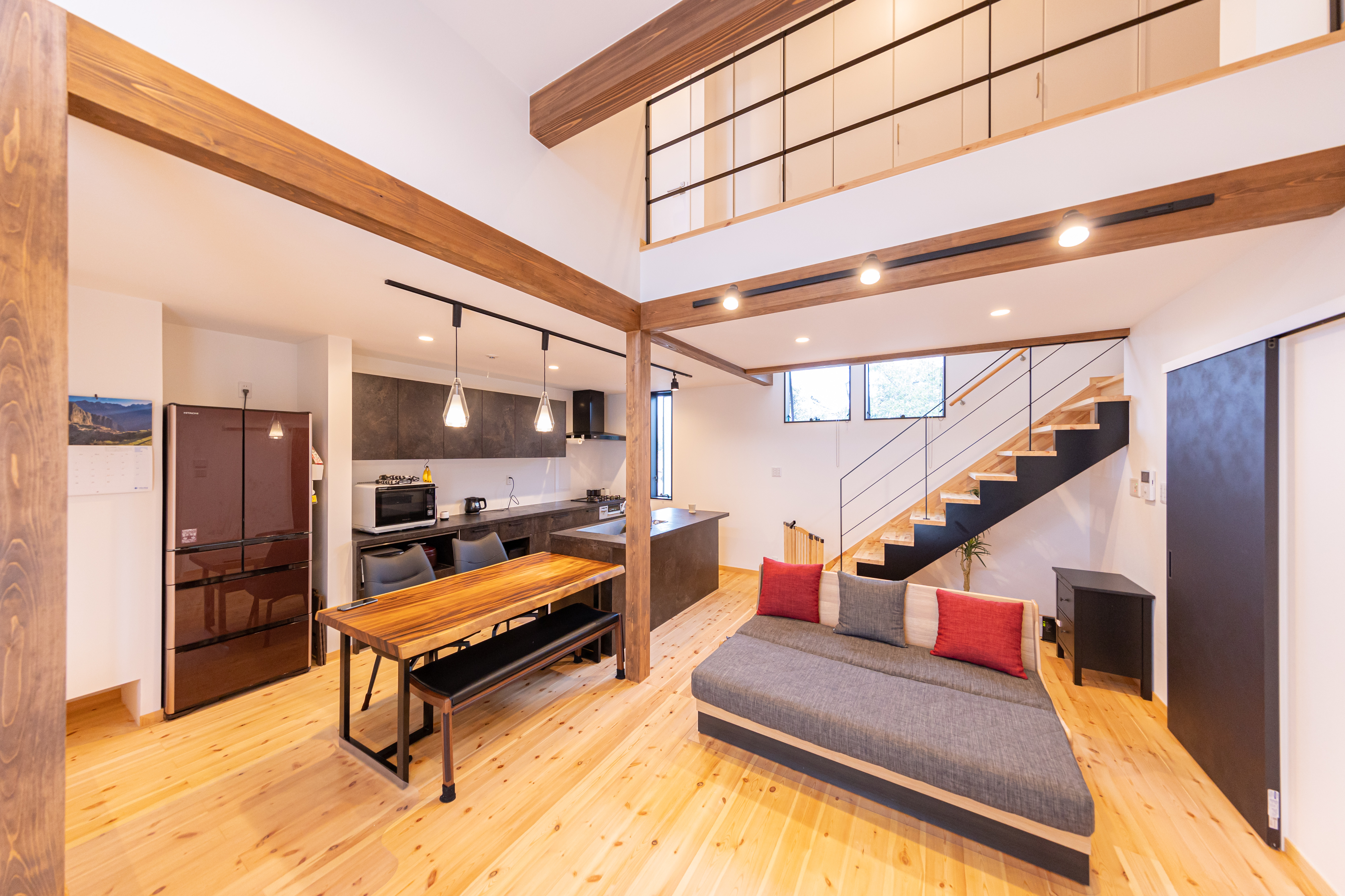 木造住宅の可能性を最大限に引き出す、大阪狭小地向けの新築住宅｜紀州国土建設